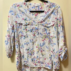 Eden & Olivia Large Floral Blouse with Buttons and Adjustable Sleeves